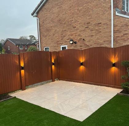 Modern Garden Pathway & Lawn Edging
